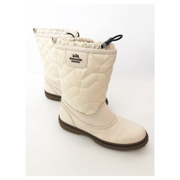 white coach winter boots